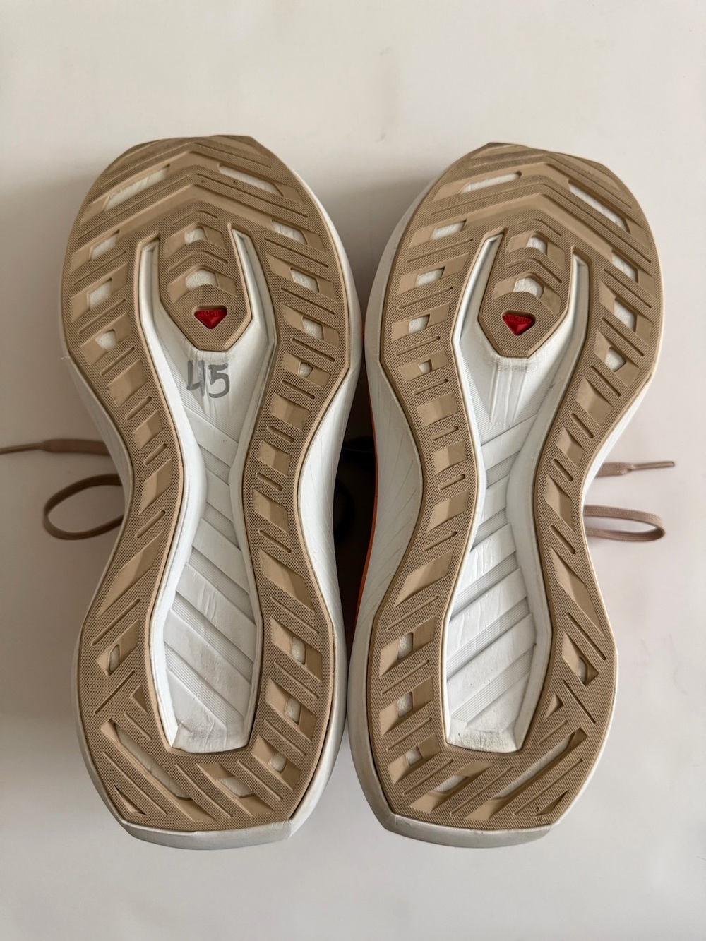 Used Pre-owned Great Condition Salomon Tan Sneakers DRX Bliss Size 8 1/2 - Picture 7 of 10